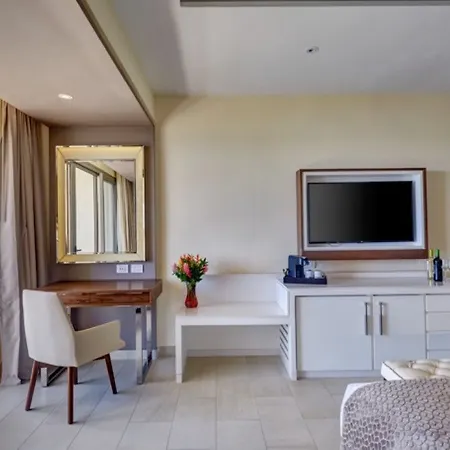 Grand Lido Negril Resort